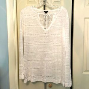 Ann Taylor | White swim suit cover up